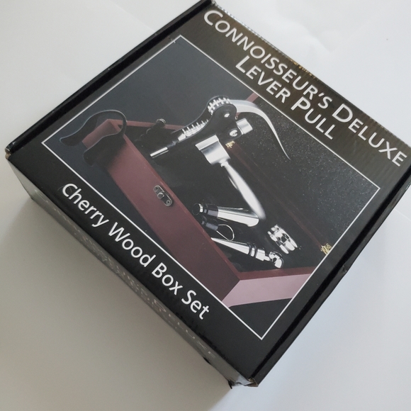 Source Unknown Kitchen Nwt Sealed Wine Opening Kit Including